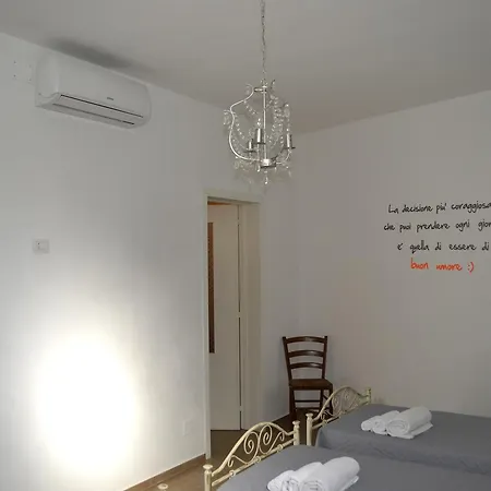 Palmari Bed & Breakfast *