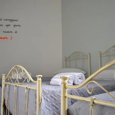 住宿加早餐酒店 Palmari 桑尼科拉