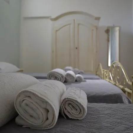 住宿加早餐酒店 Palmari 桑尼科拉