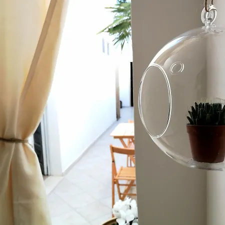 לינה וארוחת בוקר Palmari סאניקולה