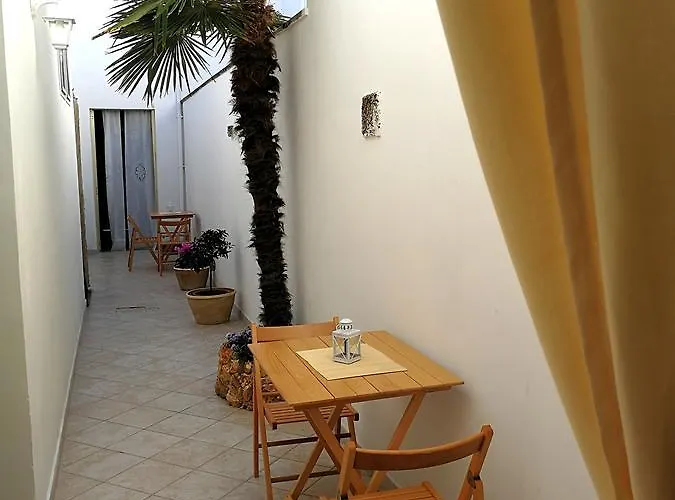 Bed & Breakfast Palmari *