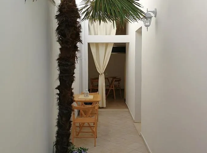 Bed & Breakfast Palmari *